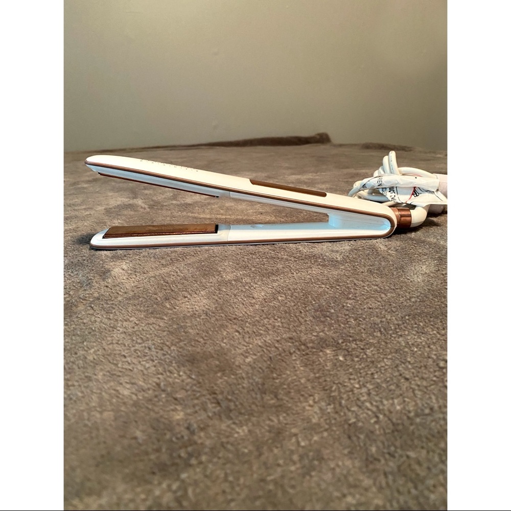 FormaWell Beauty x Kendall Jenner